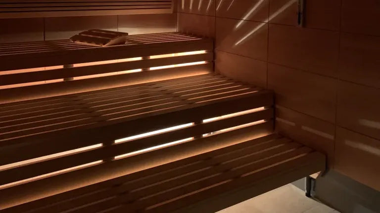 Red Light Therapy or Sauna, which is best ?