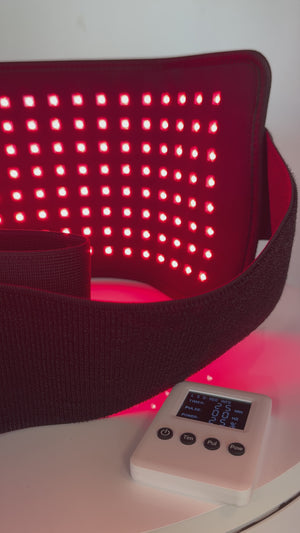 FLEXIBLE RED LIGHT THERAPY WRAP THE FLEXILED M2 BY LEREDD WITH RED LIGHTS GLOWING